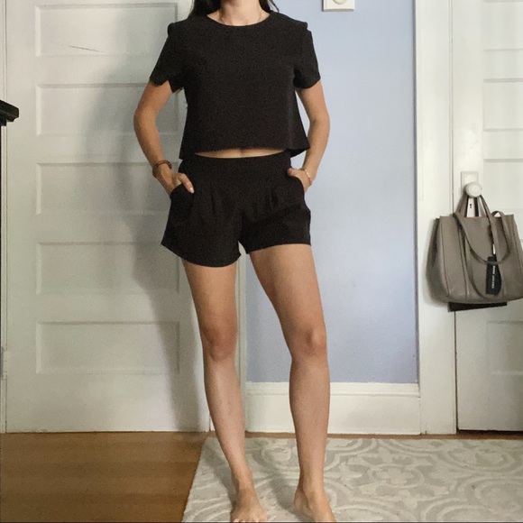 Pleated Shorts and Top Set - Picture 4 of 10